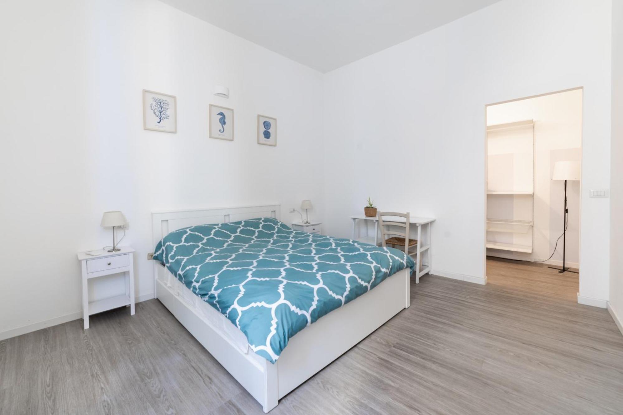 Casa Marina Guesthouse Кальярі Екстер'єр фото